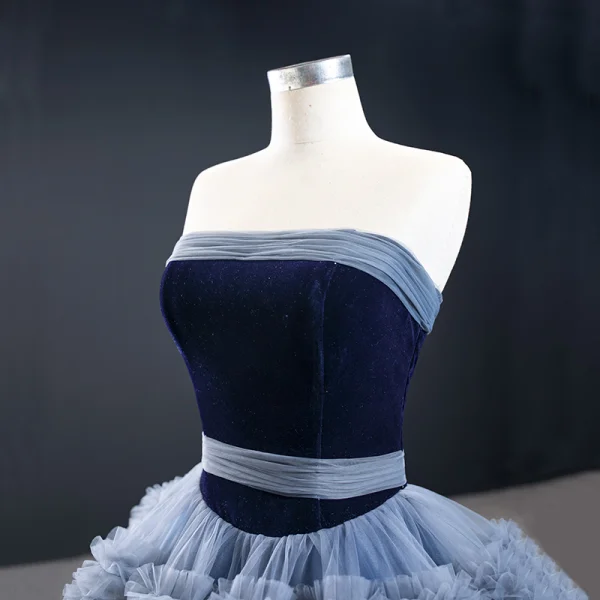 Luxury / Gorgeous Ocean Blue Prom Dresses 2020 Ball Gown Strapless Sleeveless Court Train Cascading Ruffles Backless Formal Dresses