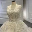 Luxe Ivoire La Mariée Robe De Mariée 2020 Robe Boule Encolure Carrée Sans Manches Dos Nu Fait main Perlage Paillettes Chapel Train Volants