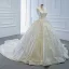 Luxe Ivoire La Mariée Robe De Mariée 2020 Robe Boule Encolure Carrée Sans Manches Dos Nu Fait main Perlage Paillettes Chapel Train Volants