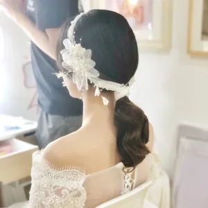 Elegant Hvit Pannebånd Har Tilbehor 2020 Polyester Blomst Beading Perle Dusk Bryllup Hodepynt