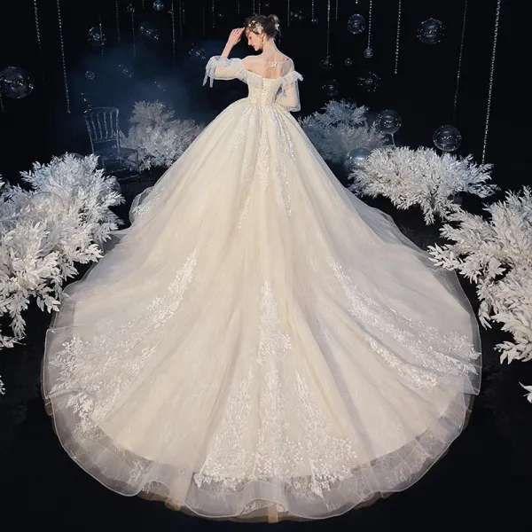 Victorian Style Ivory Bridal Wedding Dresses 2020 Ball Gown See-through  Scoop Neck Puffy 3/4 Sleeve Backless Appliques Lace Cathedral Train