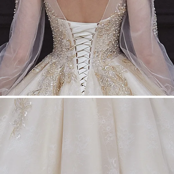 Viktorianischer Stil Champagner Hochzeits Brautkleider / Hochzeitskleider 2020 Ballkleid Durchsichtige Stehkragen Geschwollenes Lange Ärmel Rückenfreies Handgefertigt Perlenstickerei Perle Applikationen Spitze Königliche Schleppe