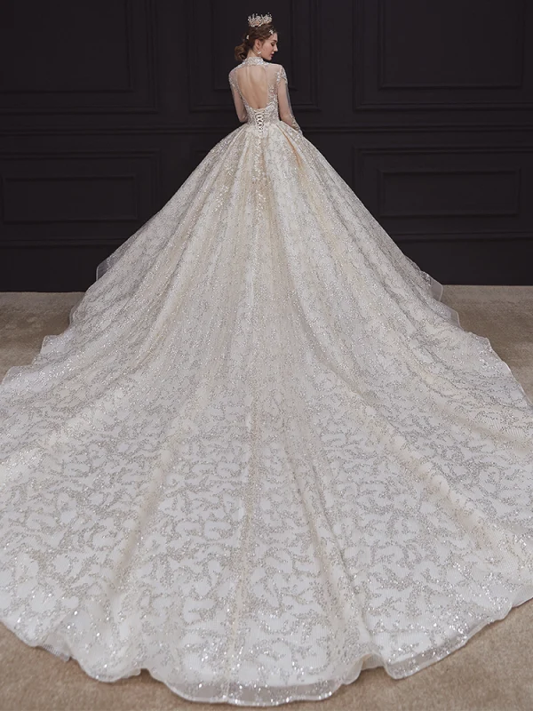 Luxe Champagne La Mariée Robe De Mariée 2020 Robe Boule Transparentes Col Haut 3/4 Manches Dos Nu Appliques En Dentelle Paillettes Perlage Royal Train Volants