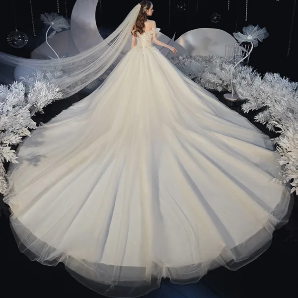 Romantic Champagne Bridal Wedding Dresses 2020 Ball Gown Off-The-Shoulder Short Sleeve Backless Glitter Tulle Appliques Lace Beading Cathedral Train Ruffle