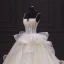 Luxus / Herrlich Champagner Hochzeits Brautkleider / Hochzeitskleider 2020 Ballkleid Spaghettiträger Kurze Ärmel Rückenfreies Applikationen Spitze Perlenstickerei Kapelle-Schleppe Rüschen