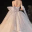 Elegant Champagne Bryllups Brudekjoler 2020 Ballkjole Kjæreste Korte Ermer Ryggløse Glitter Tyll Buste Cathedral Train
