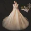 Chic / Belle Champagne La Mariée Robe De Mariée 2020 Robe Boule Transparentes Encolure Dégagée Sans Manches Dos Nu Appliques En Dentelle Perlage Glitter Tulle Chapel Train Volants