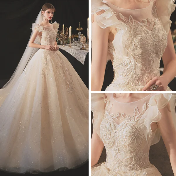 Chic / Belle Champagne La Mariée Robe De Mariée 2020 Robe Boule Transparentes Encolure Dégagée Sans Manches Dos Nu Appliques En Dentelle Perlage Glitter Tulle Chapel Train Volants