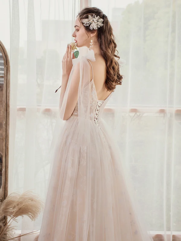 Champagne Outdoor / Garden Light Wedding Dresses 2020 A-Line / Princess Spaghetti Straps Sleeveless Backless Appliques Sequins Glitter Tulle Court Train Ruffle