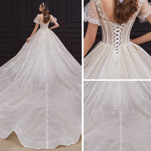 Style Victorien Champagne La Mariée Robe De Mariée 2020 Robe Boule Transparentes Encolure Dégagée Gonflée Manches Courtes Dos Nu Perlage Appliques En Dentelle Paillettes Cathedral Train Volants