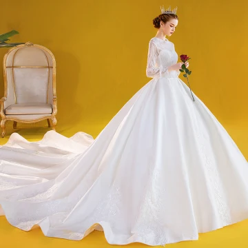 Vintage Originale Blanche Satin La Mariée Robe De Mariée 2020 Robe Boule Encolure Dégagée Gonflée Manches Longues Dos Nu Appliques En Dentelle Perlage Cathedral Train Volants