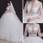 Vintage / Originale Blanche La Mariée Robe De Mariée 2020 Empire Transparentes Col v profond 3/4 Manches Appliques En Dentelle Perlage Volants Tribunal Train
