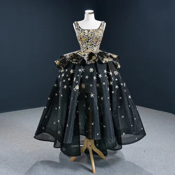 Vintage Originale Quinceañera Noire Robe De Bal 2020 Robe Boule Encolure Carrée Sans Manches Étoile Brodé Paillettes Asymétrique Dos Nu Volants Robe De Ceremonie