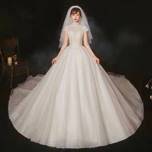 Vintage Originale Ivoire La Mariée Robe De Mariée 2020 Robe Boule Col Haut Manches Courtes Dos Nu Fait Main Perlage Glitter Tulle Cathedral Train Volants