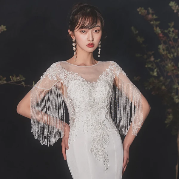 Chic / Belle Ivoire Satin Transparentes Robe De Mariée 2020 Trompette / Sirène Encolure Dégagée Manches Courtes Perlage Gland Appliques En Dentelle Tribunal Train
