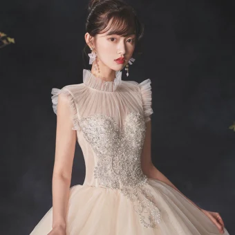 Vintage Originale Champagne Transparentes La Mariée Robe De Mariée 2020 Robe Boule Col Haut Sans Manches Dos Nu Perlage Perle Glitter Tulle Paillettes Cathedral Train Volants