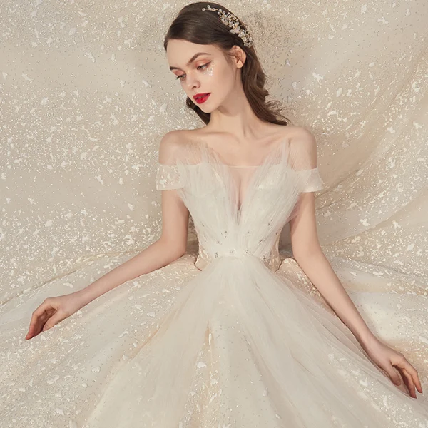 Romantic Champagne Bridal Wedding Dresses 2020 Ball Gown Off-The-Shoulder Short Sleeve Backless Appliques Lace Beading Glitter Tulle Cathedral Train Ruffle