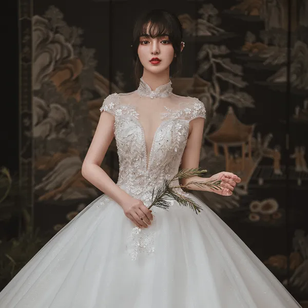 Vintage / Retro Ivory Outdoor / Garden Wedding Dresses 2020 Ball Gown See-through High Neck Short Sleeve Backless Appliques Lace Beading Glitter Tulle Floor-Length / Long Ruffle