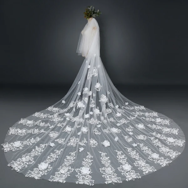Élégant Blanche 2017 Mariage Tulle Appliques Brodé Voile De Mariée