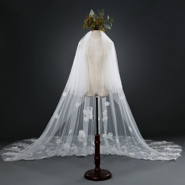 Élégant Blanche 2017 Mariage Tulle Appliques Brodé Voile De Mariée