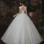 High End Ivory / Creme Spitze Brautkleider / Hochzeitskleider 2020 Ballkleid Durchsichtige Tiefer V-Ausschnitt Kurze Ärmel Rückenfreies Handgefertigt Perlenstickerei Glanz Tülle Lange Rüschen