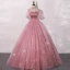 Vintage / Originale Rose Bonbon Robe De Bal 2020 Robe Boule Transparentes Col Haut Gonflée Manches Courtes Faux Diamant Appliques En Dentelle Paillettes Longue Volants