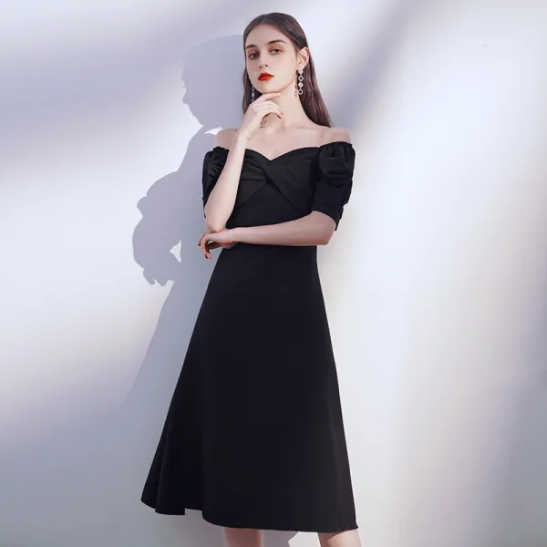 Modest / Simple Black Homecoming Graduation Dresses 2020 A-Line / Princess Off-The-Shoulder Puffy Short Sleeve Backless Tea-length Ruffle Little Black