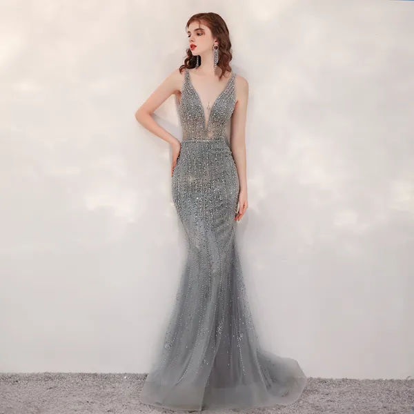 Sexy Grey Evening Dresses  2020 Trumpet / Mermaid See-through Deep V-Neck Sleeveless Handmade  Beading Sweep Train Backless Formal Dresses