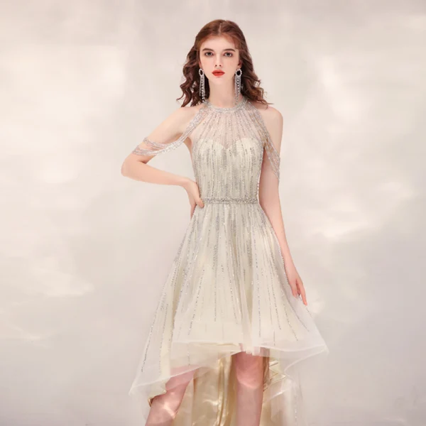Haute Basse Champagne Transparentes Robe De Cocktail 2020 Princesse Encolure Dégagée Sans Manches Fait main Perlage Asymétrique Volants Robe De Ceremonie