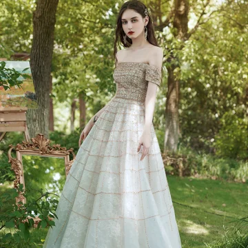 Meilleur Doré Robe De Bal 2020 Robe Boule De L 039 Épaule Manches Courtes Faux Diamant Perlage Longue Volants Dos Nu Robe De Ceremonie