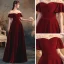 Schlicht Rot Velour Abendkleider 2020 A Linie Off Shoulder Glockenhülsen Lange Rüschen Rückenfreies Festliche Kleider