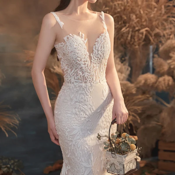 Illusion Champagne Transparentes La Mariée Robe De Mariée 2020 Trompette / Sirène Encolure Dégagée Sans Manches Dos Nu Appliques En Dentelle Perlage Train De Balayage Volants