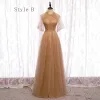 Piękne Brązowy Sukienki Dla Druhen 2020 Princessa Kótkie Rękawy Bez Pleców Frezowanie Szarfa Długie Wzburzyć