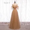 Piękne Brązowy Sukienki Dla Druhen 2020 Princessa Kótkie Rękawy Bez Pleców Frezowanie Szarfa Długie Wzburzyć