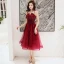 Chic / Belle Bordeaux Robe De Cocktail 2020 Princesse Bretelles Spaghetti Sans Manches Appliques En Dentelle Perlage Paillettes Thé Longueur Volants Dos Nu Robe De Ceremonie