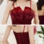 Chic / Belle Bordeaux Robe De Cocktail 2020 Princesse Bretelles Spaghetti Sans Manches Appliques En Dentelle Perlage Paillettes Thé Longueur Volants Dos Nu Robe De Ceremonie