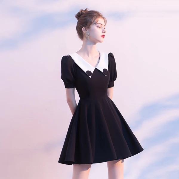 Modest / Simple Black Homecoming Graduation Dresses 2020 A-Line / Princess V-Neck Puffy Short Sleeve Short Modest / Simple Black Homecoming Graduation Dresses 2020 A-Line / Princess V-Neck Puffy Short Sleeve Short