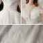 Chic / Belle Blanche La Mariée Robe De Mariée 2020 Robe Boule De l'épaule Manches Courtes Dos Nu Glitter Tulle Cathedral Train Volants