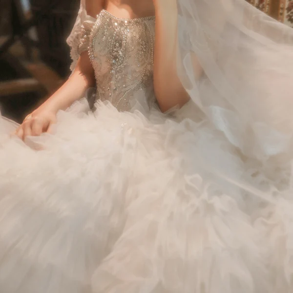Stunning Champagne Bridal Wedding Dresses 2020 Ball Gown Off-The-Shoulder Short Sleeve Backless Beading Cascading Ruffles Cathedral Train