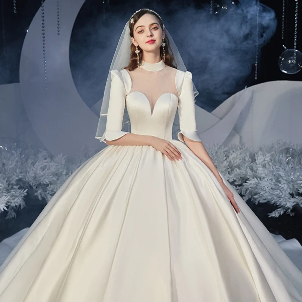 Vintage / Originale Ivoire Satin La Mariée Robe De Mariée 2020 Robe Boule Transparentes Col Haut 1/2 Manches Dos Nu Cathedral Train Volants