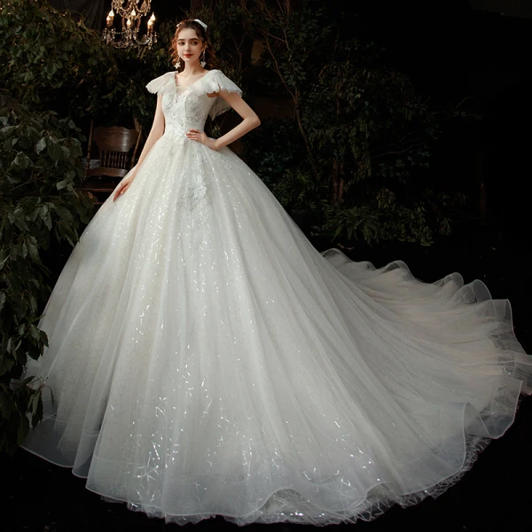 Chic / Belle Ivoire La Mariée Robe De Mariée 2020 Empire V-Cou Manches Courtes Dos Nu Perlage Paillettes Cathedral Train Volants