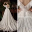 Champagner Garten / Im Freien Leichtes Brautkleider / Hochzeitskleider 2020 A Linie Spaghettiträger Kurze Ärmel Rückenfreies Glanz Tülle Sweep / Pinsel Zug Rüschen