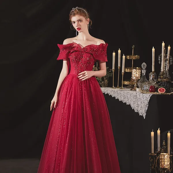 Chic / Beautiful Burgundy Engagement Prom Dresses 2020 A-Line / Princess Off-The-Shoulder Short Sleeve Appliques Lace Beading Glitter Tulle Floor-Length / Long Ruffle Backless Formal Dresses