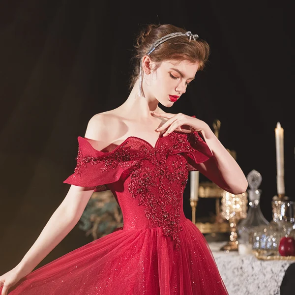 Chic / Beautiful Burgundy Engagement Prom Dresses 2020 A-Line / Princess Off-The-Shoulder Short Sleeve Appliques Lace Beading Glitter Tulle Floor-Length / Long Ruffle Backless Formal Dresses