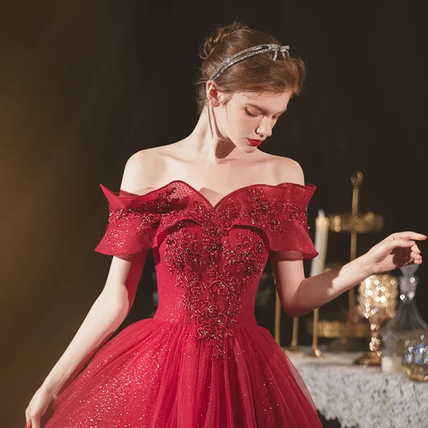 Chic / Beautiful Burgundy Engagement Prom Dresses 2020 A-Line / Princess Off-The-Shoulder Short Sleeve Appliques Lace Beading Glitter Tulle Floor-Length / Long Ruffle Backless Formal Dresses