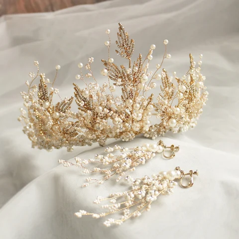 Charmant Gold Diadem Ohrringe Brautschmuck 2020 Legierung Perlenstickerei Strass Hochzeit Brautaccessoires