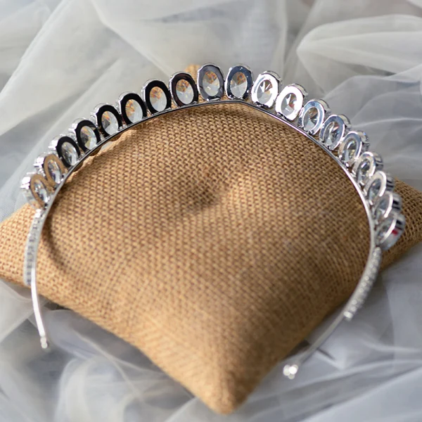 Enkel Sølv Rhinestone Tiara Har Tilbehor 2020 Legering Bryllup Tilbehør