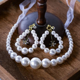 Elegant Ivory Headbands Pearl Bridal Hair Accessories 2020 Lace Up Headpieces Earrings Bridal Jewelry