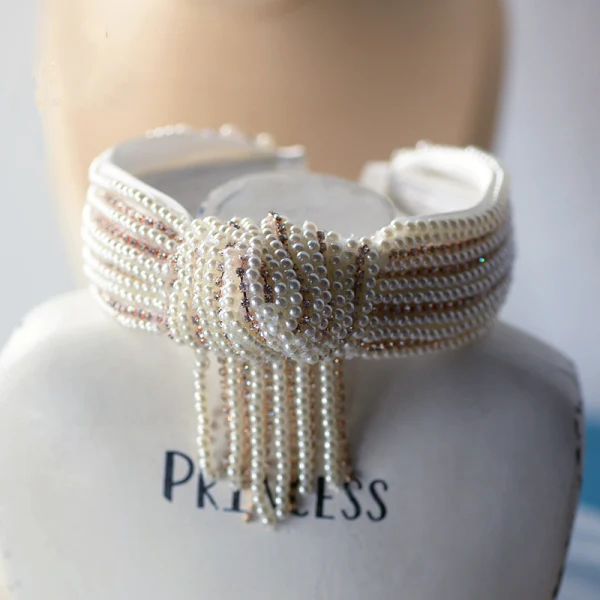 Vintage Vita Hair Hoop Brud Huvudbonad 2020 Pärla Rhinestone Hårsmycken Bröllop Tillbehör