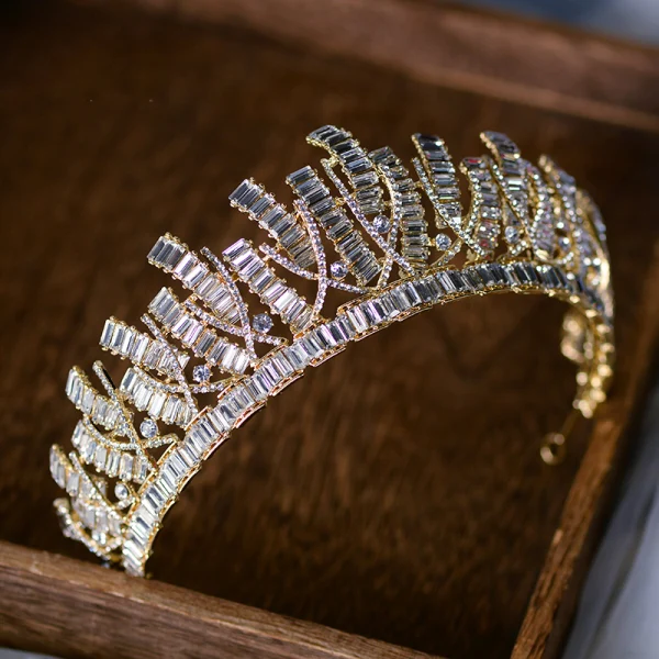 Amazing / Unique Gold Tiara Bridal Hair Accessories 2020 Alloy Rhinestone Wedding Accessories